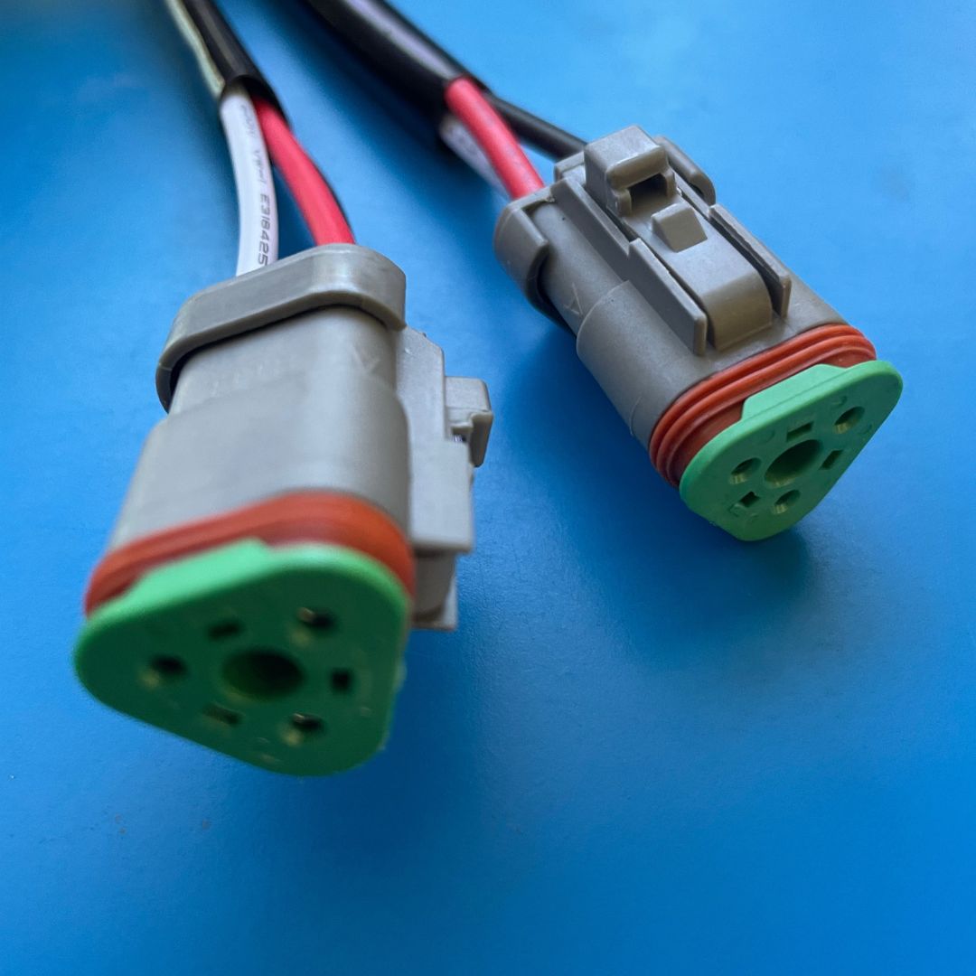 Dual Spotlight 3 Way Wiring Harness product photo