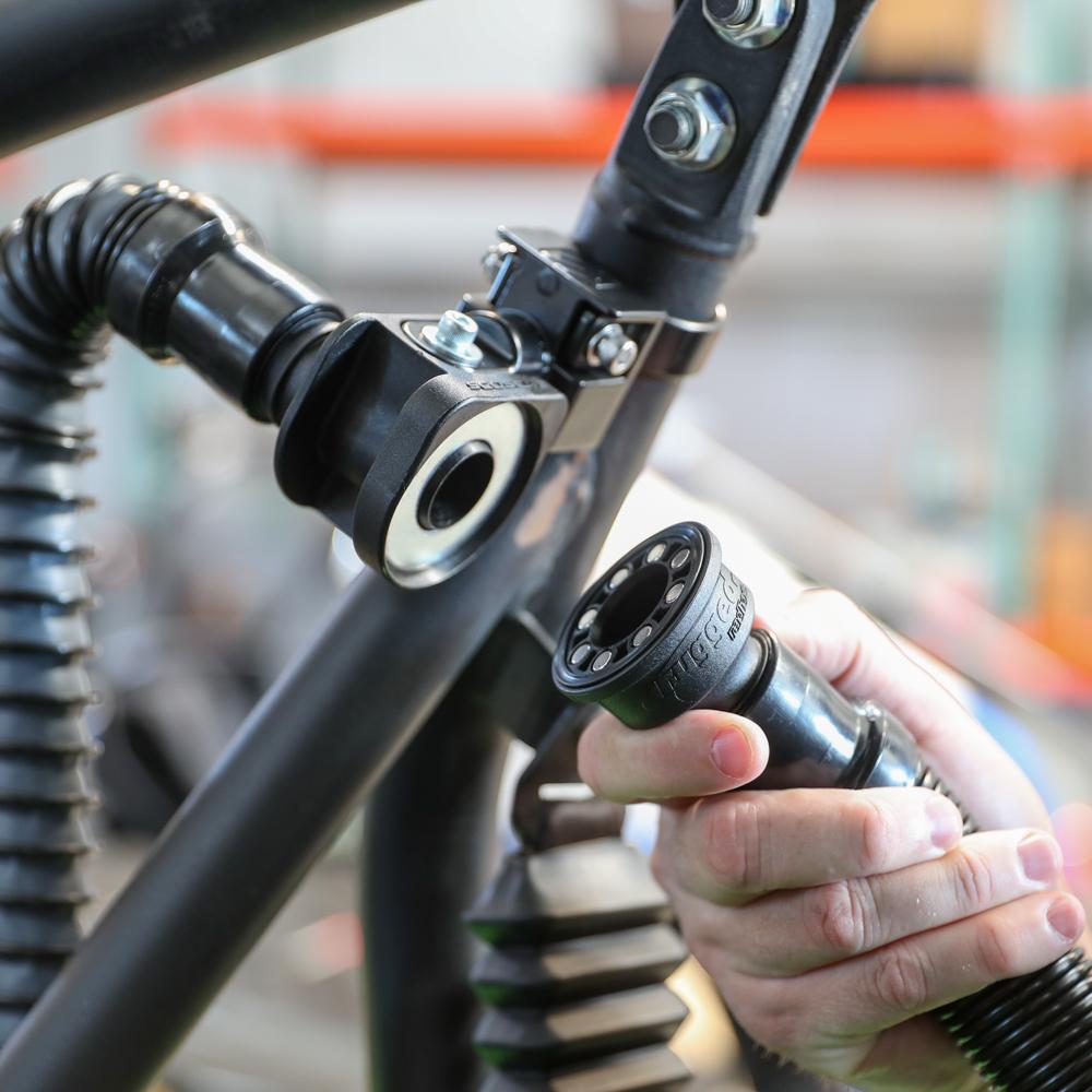 MAC-XC Magnetic Quick-Release for Helmet Air Pumper - Rad Parts