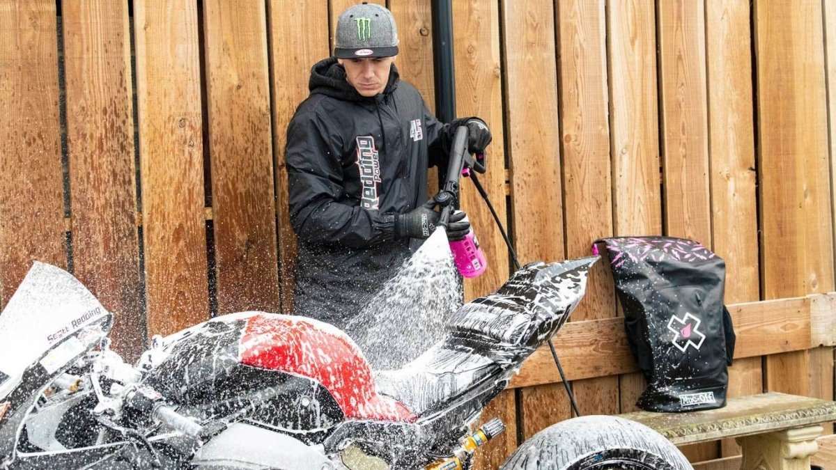 Muc-Off Foaming Pressure Washer Bundle - Rad Parts