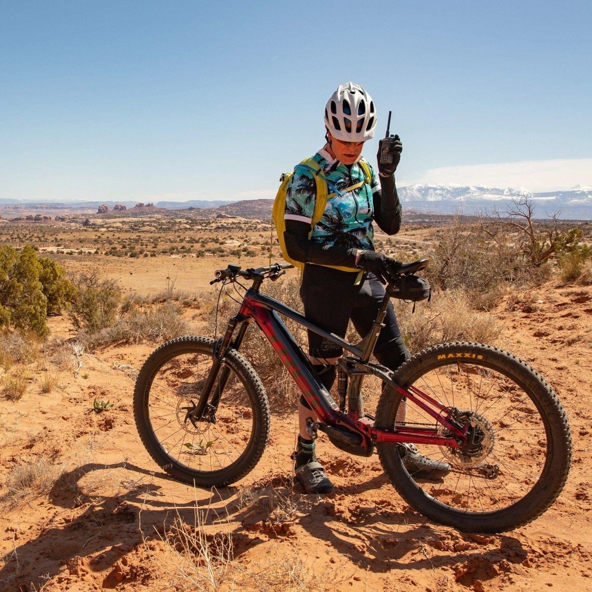 Rugged GMR2 GMRS/FRS Handheld Radio - Rad Parts