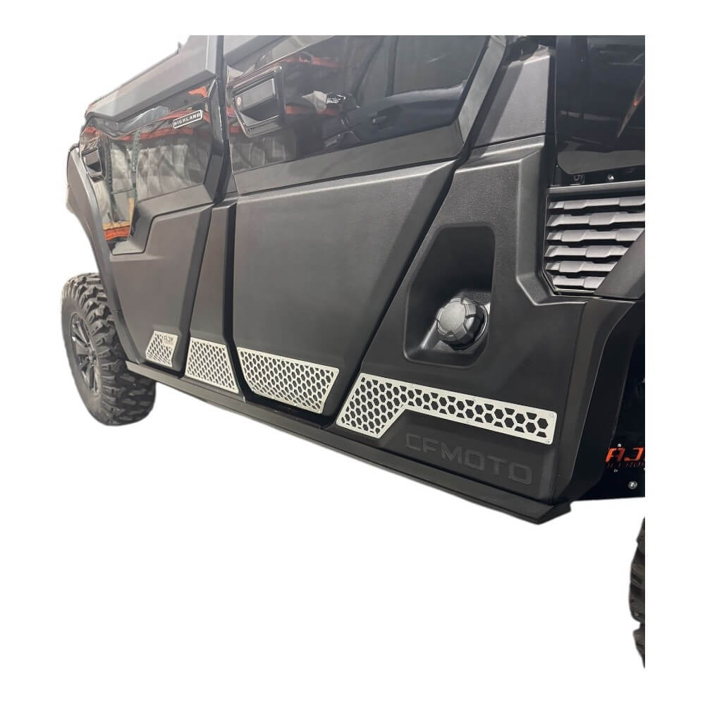 CFMOTO UFORCE U10 Lower Door Accents — product view