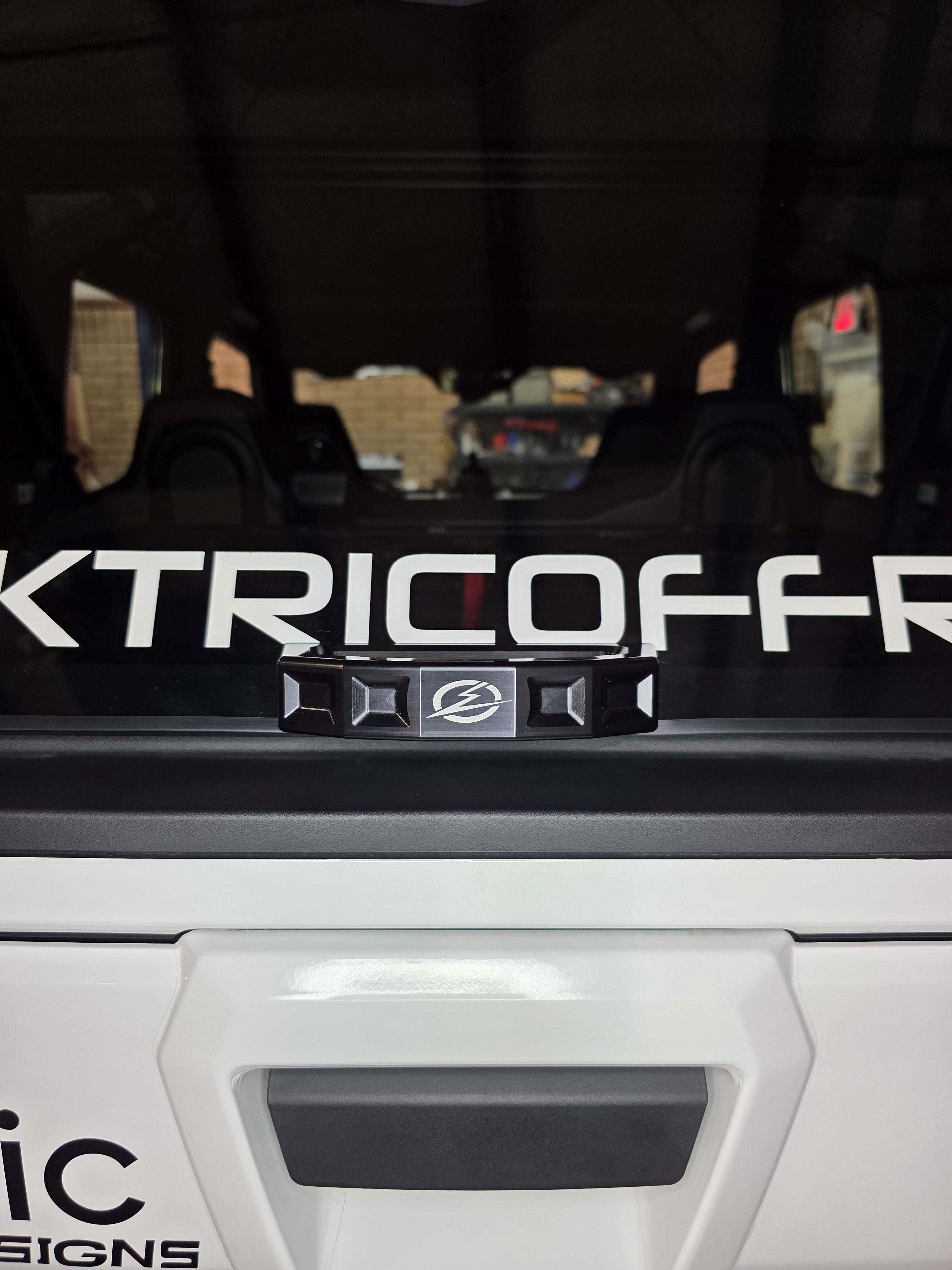 2024+ Polaris Xpedition Rear Glass Handle (Anodized Black)