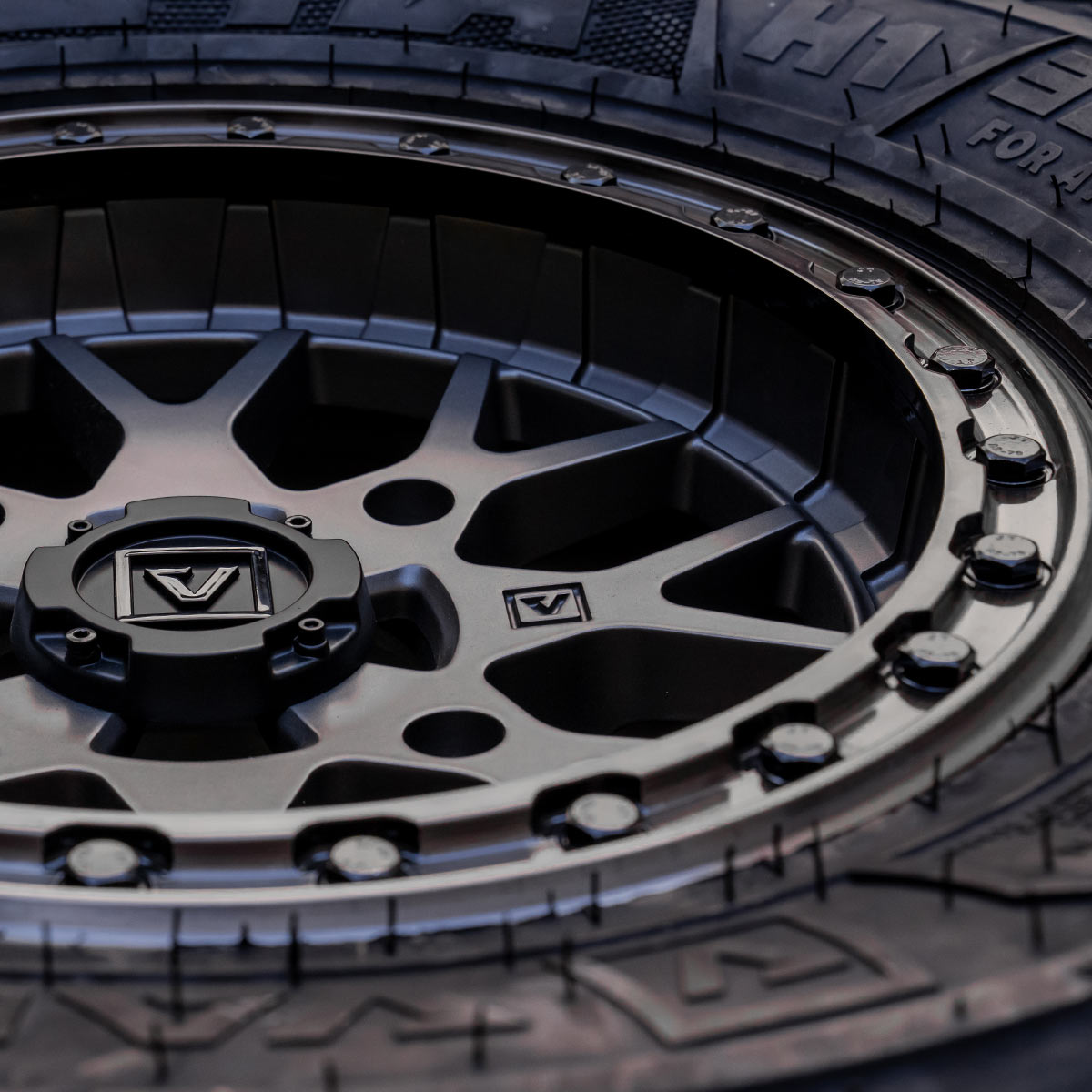 V07 Satin Graphite UTV Beadlock - Valor Offroad